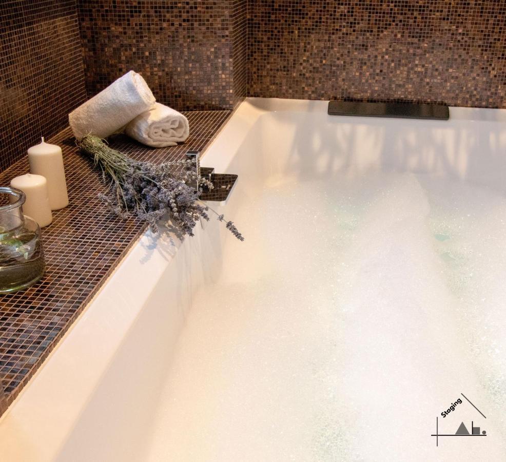 Charme Apartment With Spa In Piazza Del Popolo Rom Exteriör bild